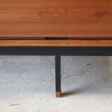 Mahogany veneer desk by Pierre Guariche for Minvielle, 1950s