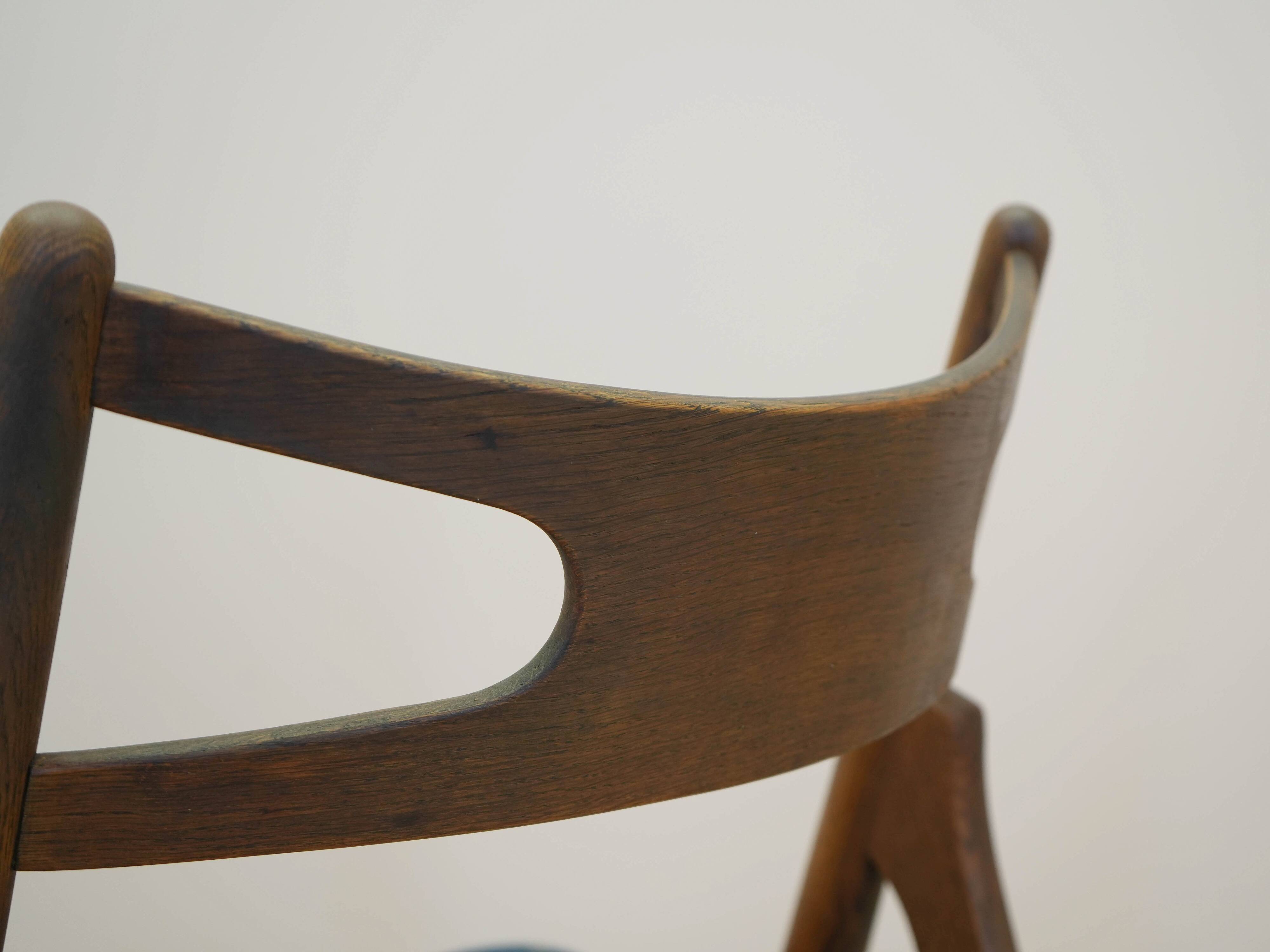 Ensemble de quatre chaises en chêne, design danois, années 1960, designer : Hans J. Wegner