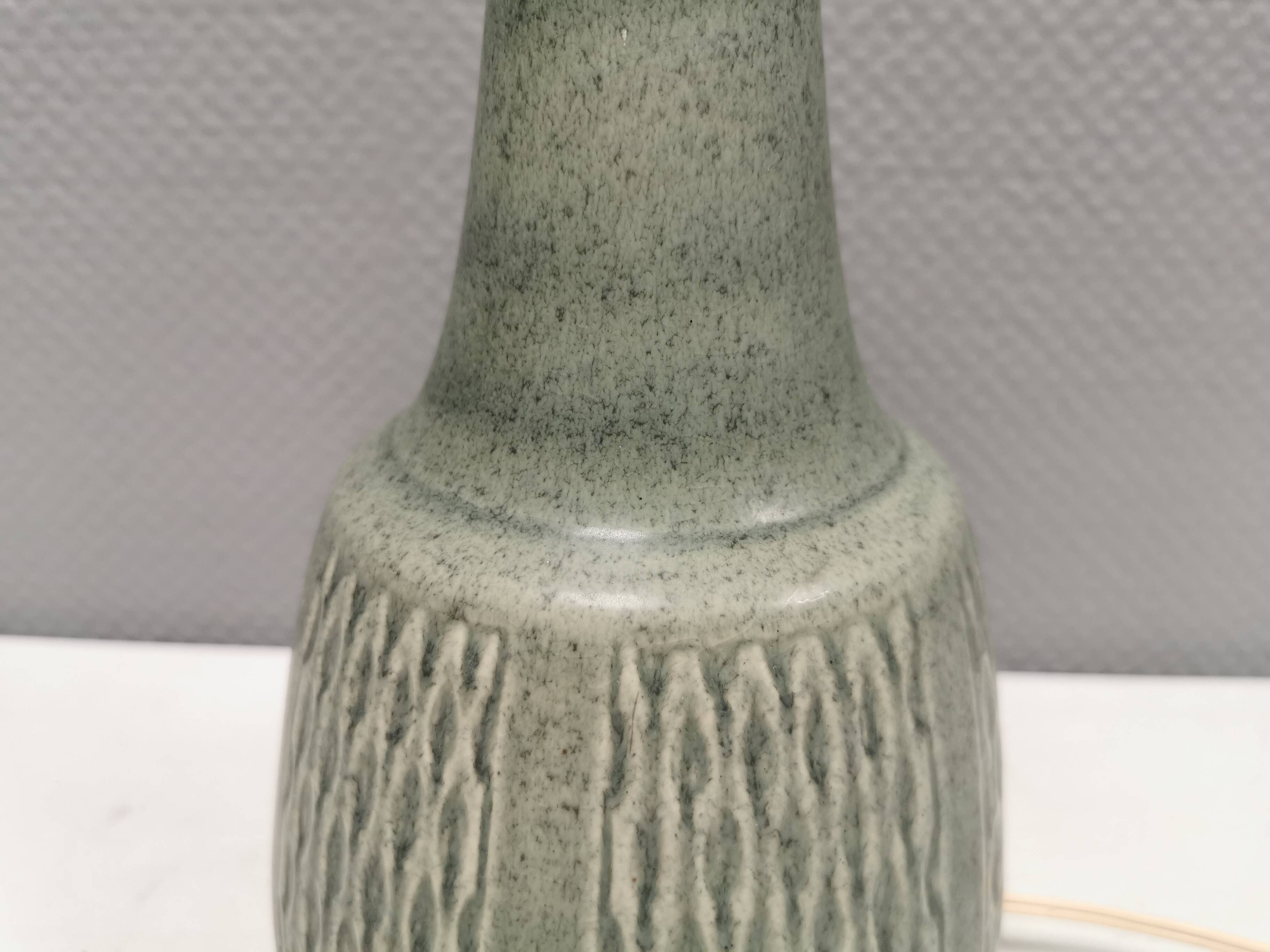 Large and beautiful table lamp in grey-green ceramic by Einar Johansen (EJ) 1970-80s.