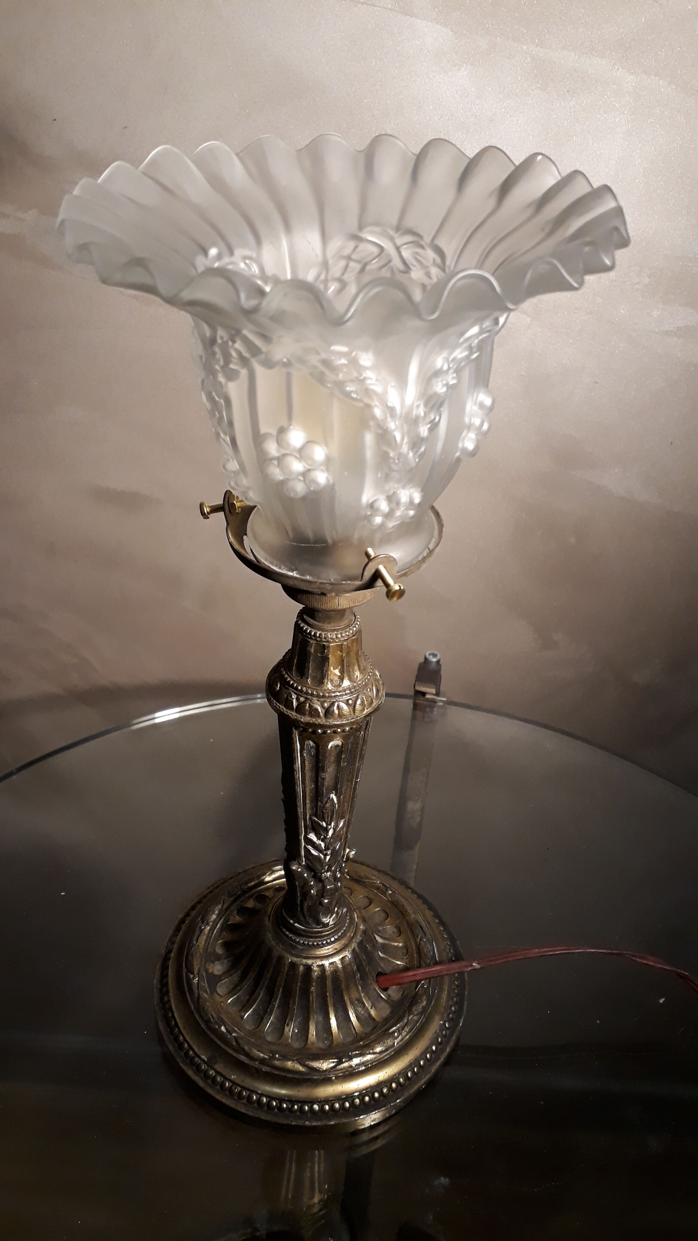 art nouveau lamp 1900 has 30 tulip very pretty napoleon style, 32x12