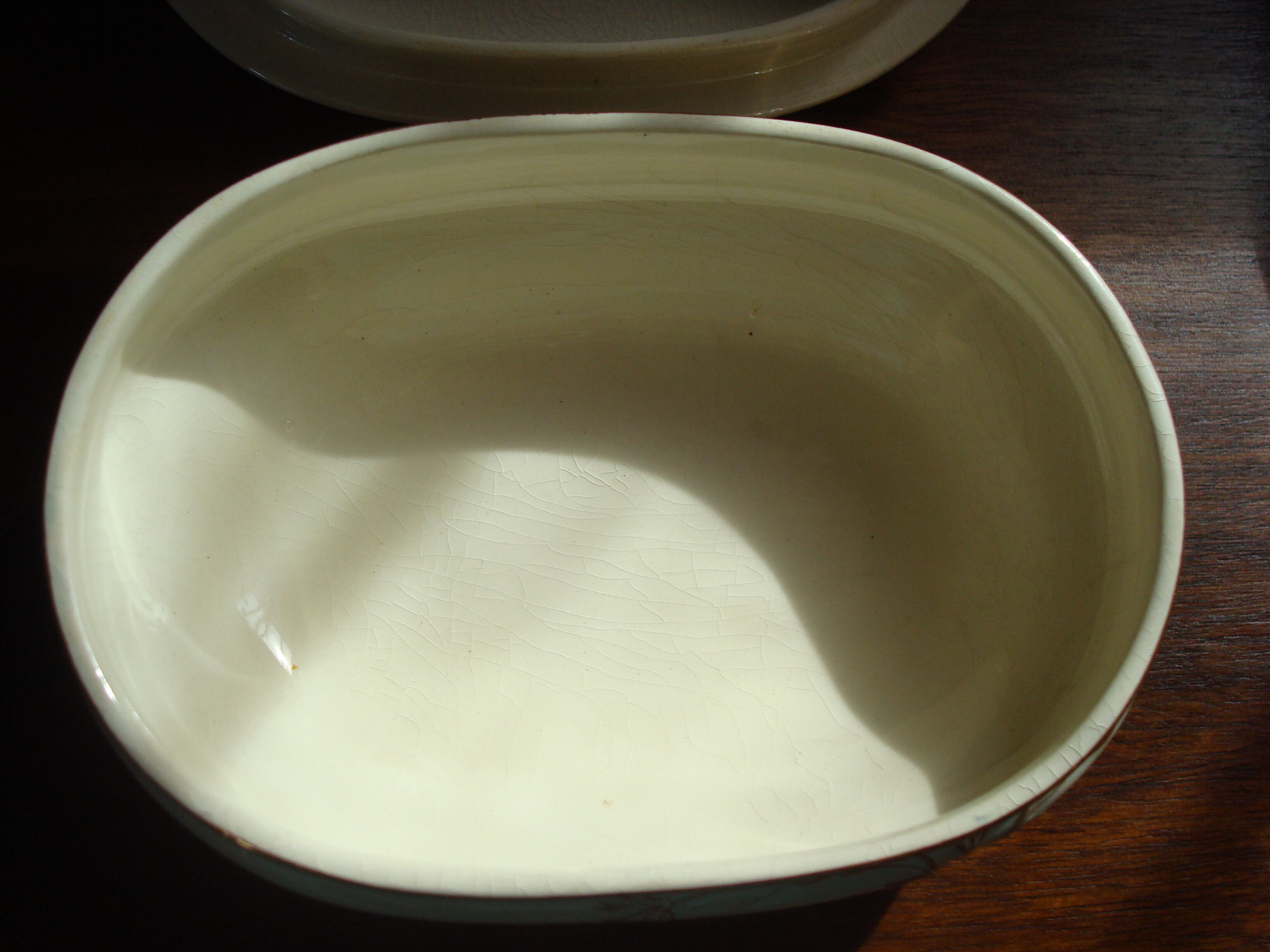 Brush holder and soap holder hamage nord, art nouveau, floral décor edging gold.