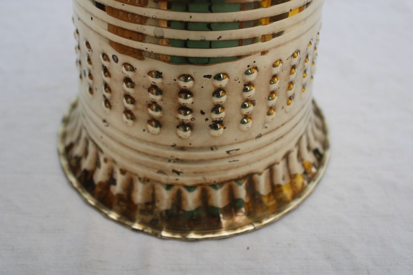 Golden pot cover