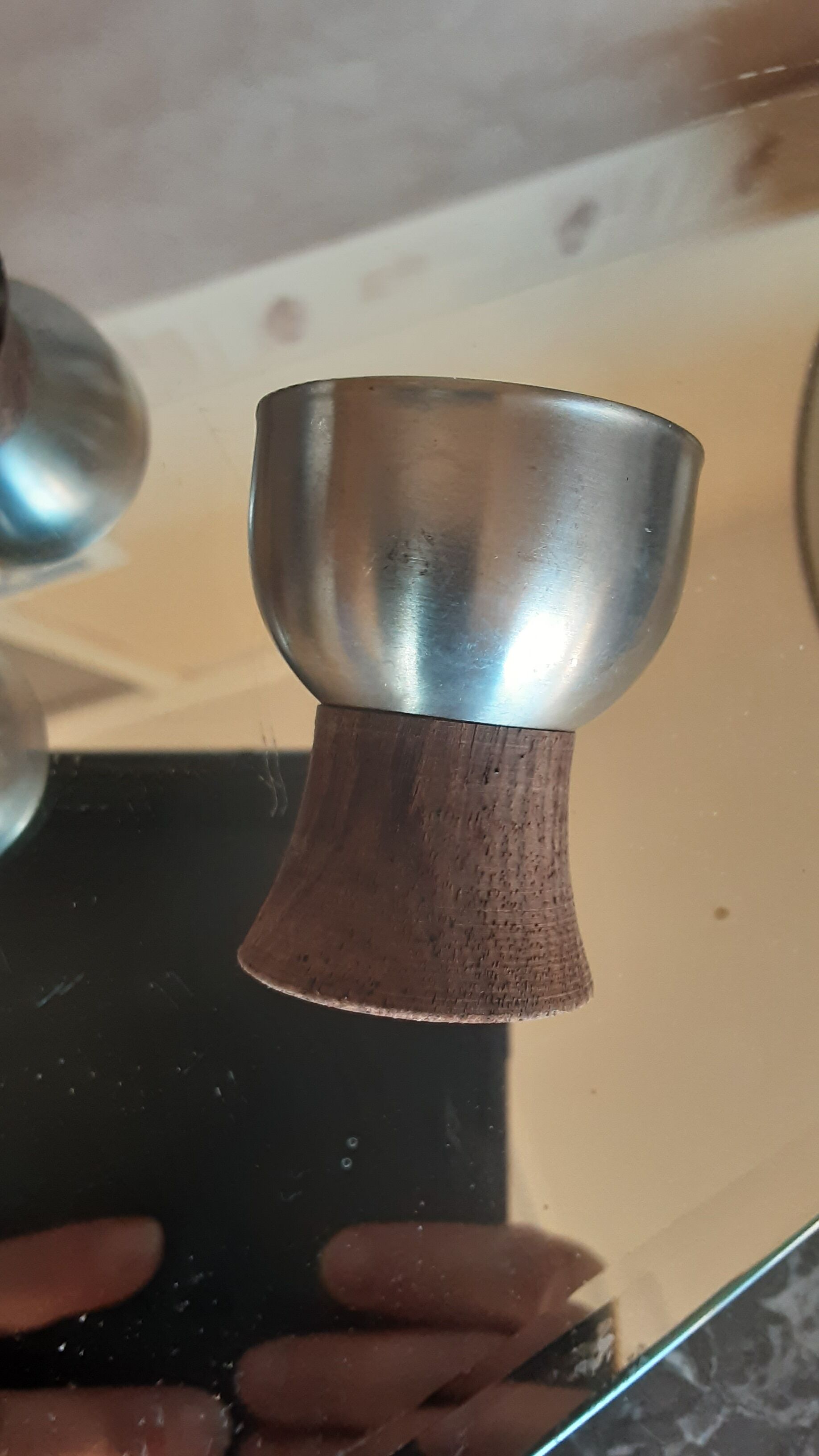 Polished stainless steel coquetiers - wooden feet