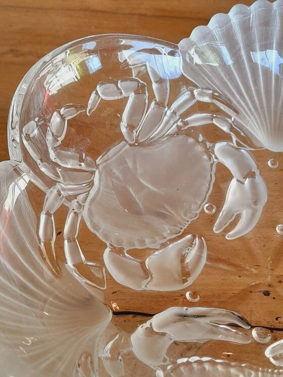 Mikasa crystal salad bowl with seashell and crab design