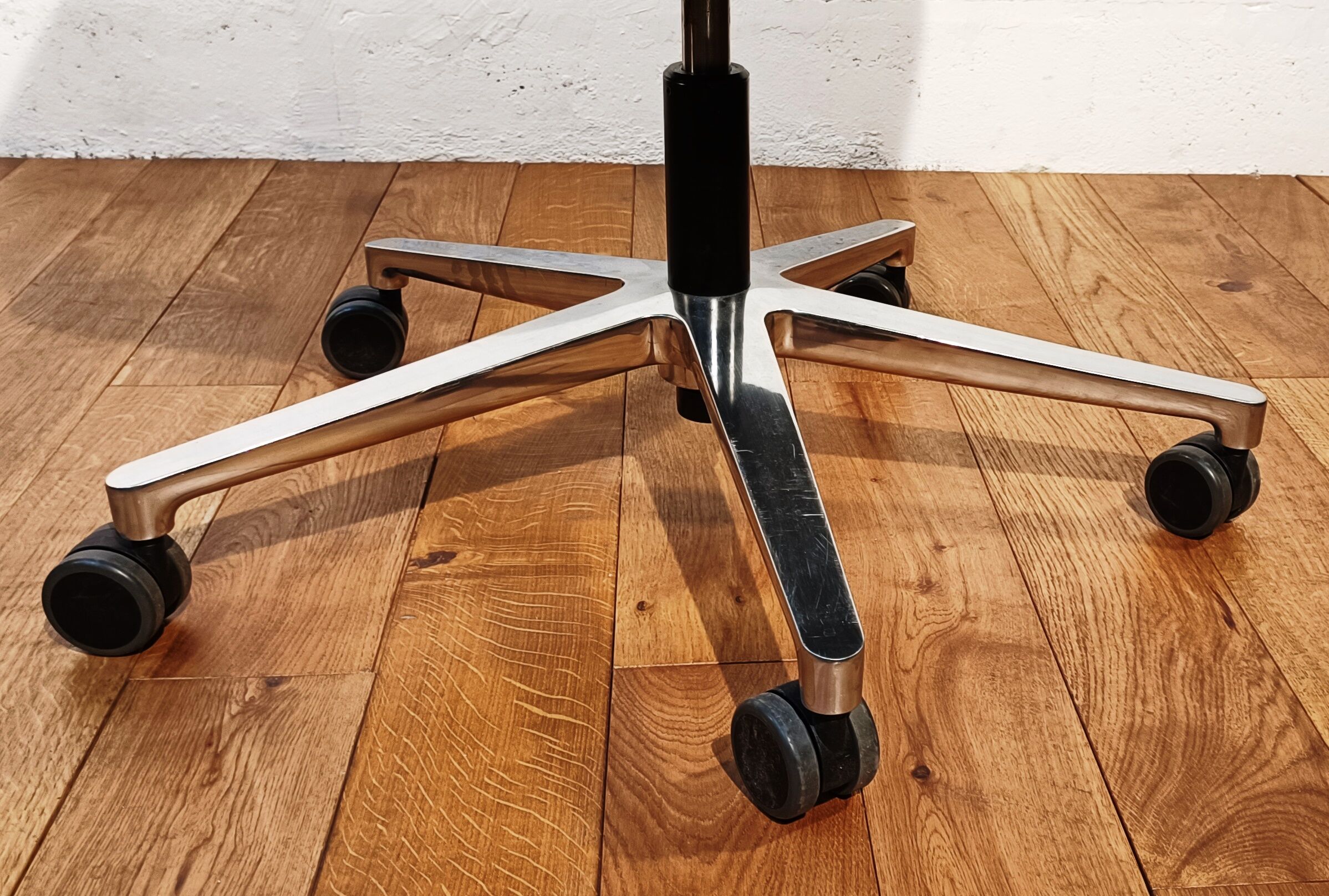 Softshell office chair design Ronan & Erwan Bouroulec