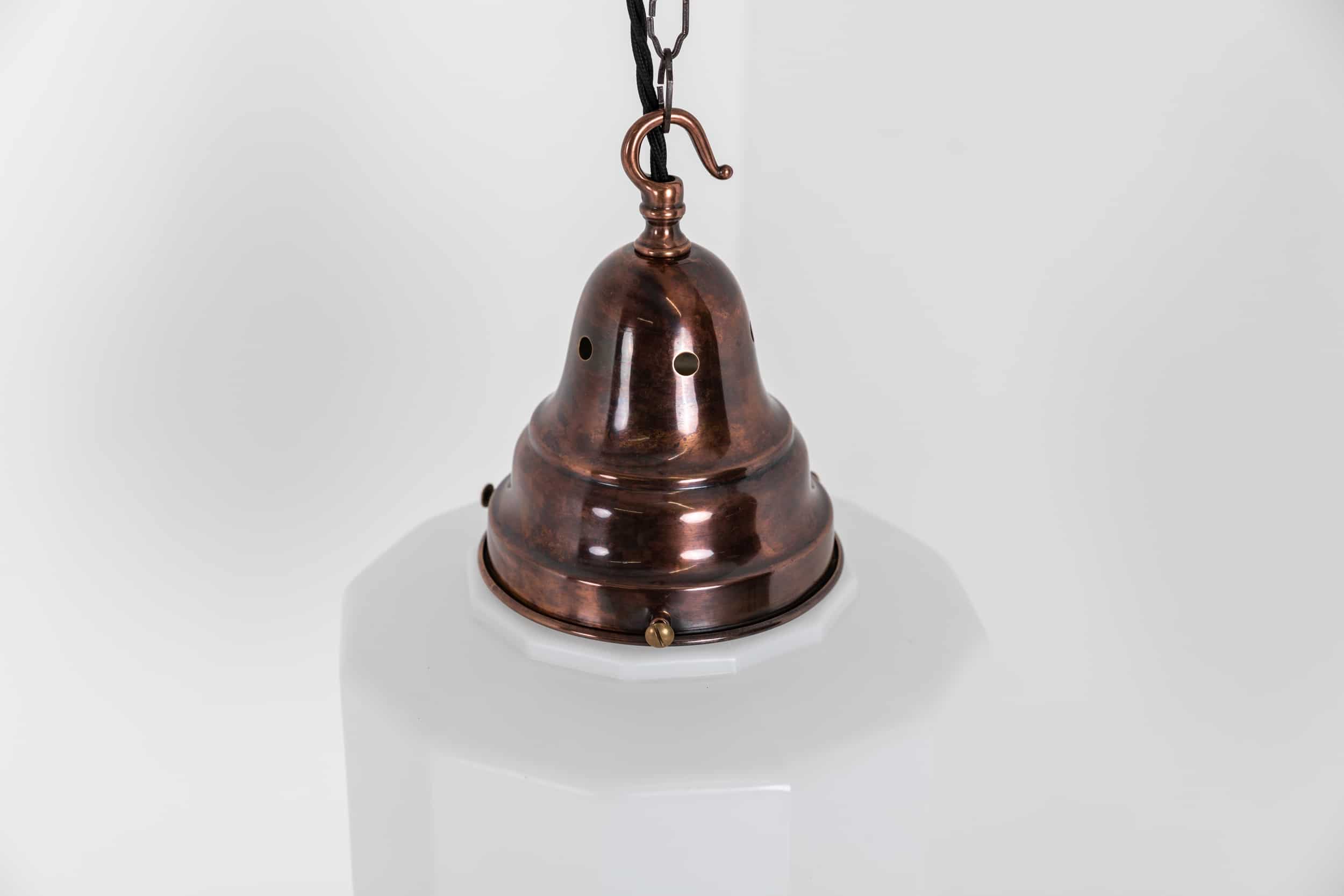 Dodecagon art deco skyscraper opaline lamp