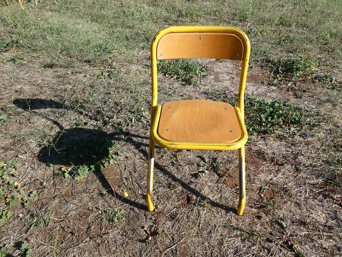Wooden school chair 80