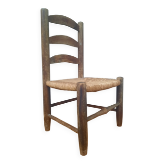 Chaise  d enfant  paillee
