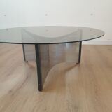 Round coffee table