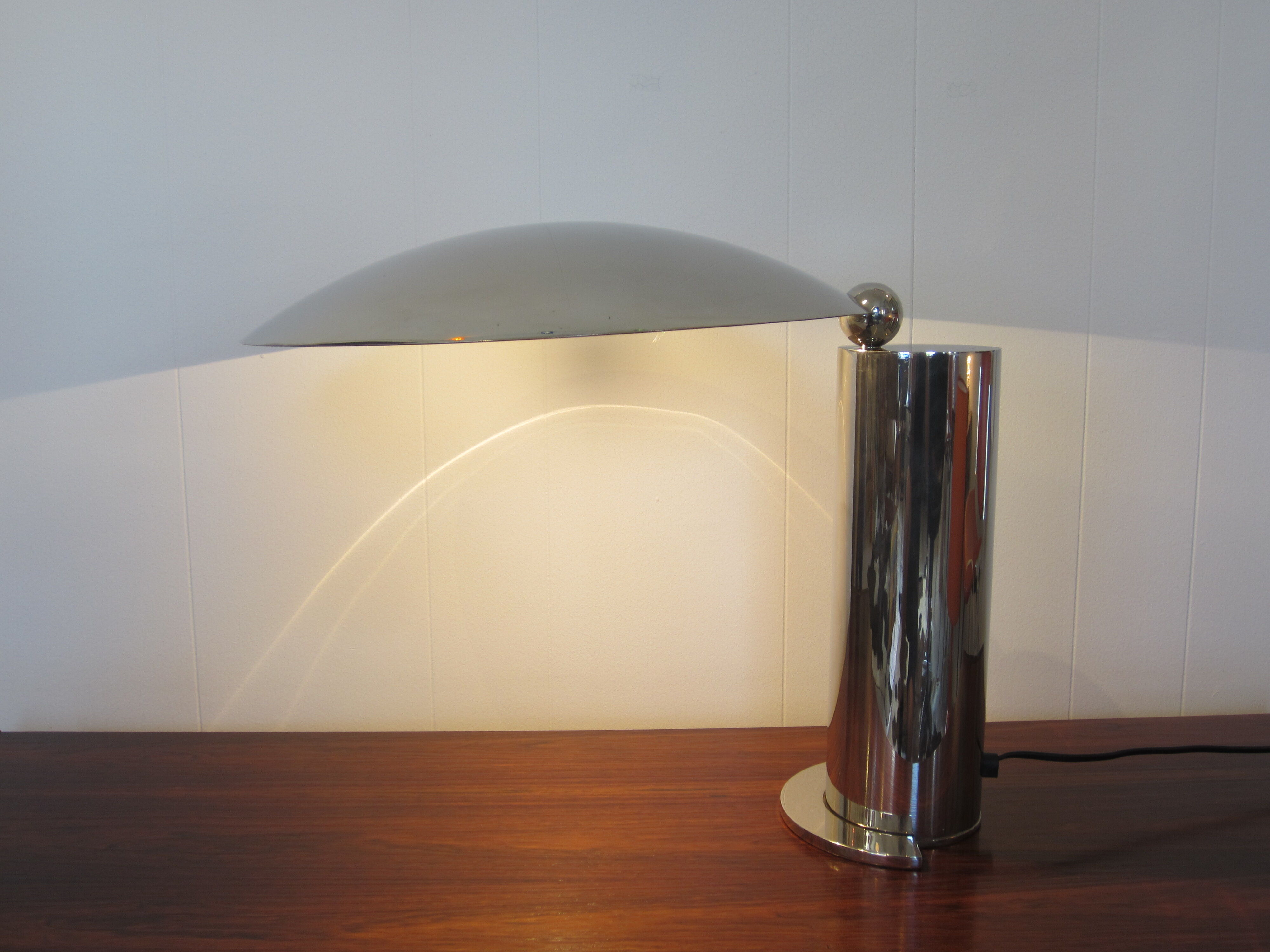 Washington desk lamp by Jean-Michel Wilmotte