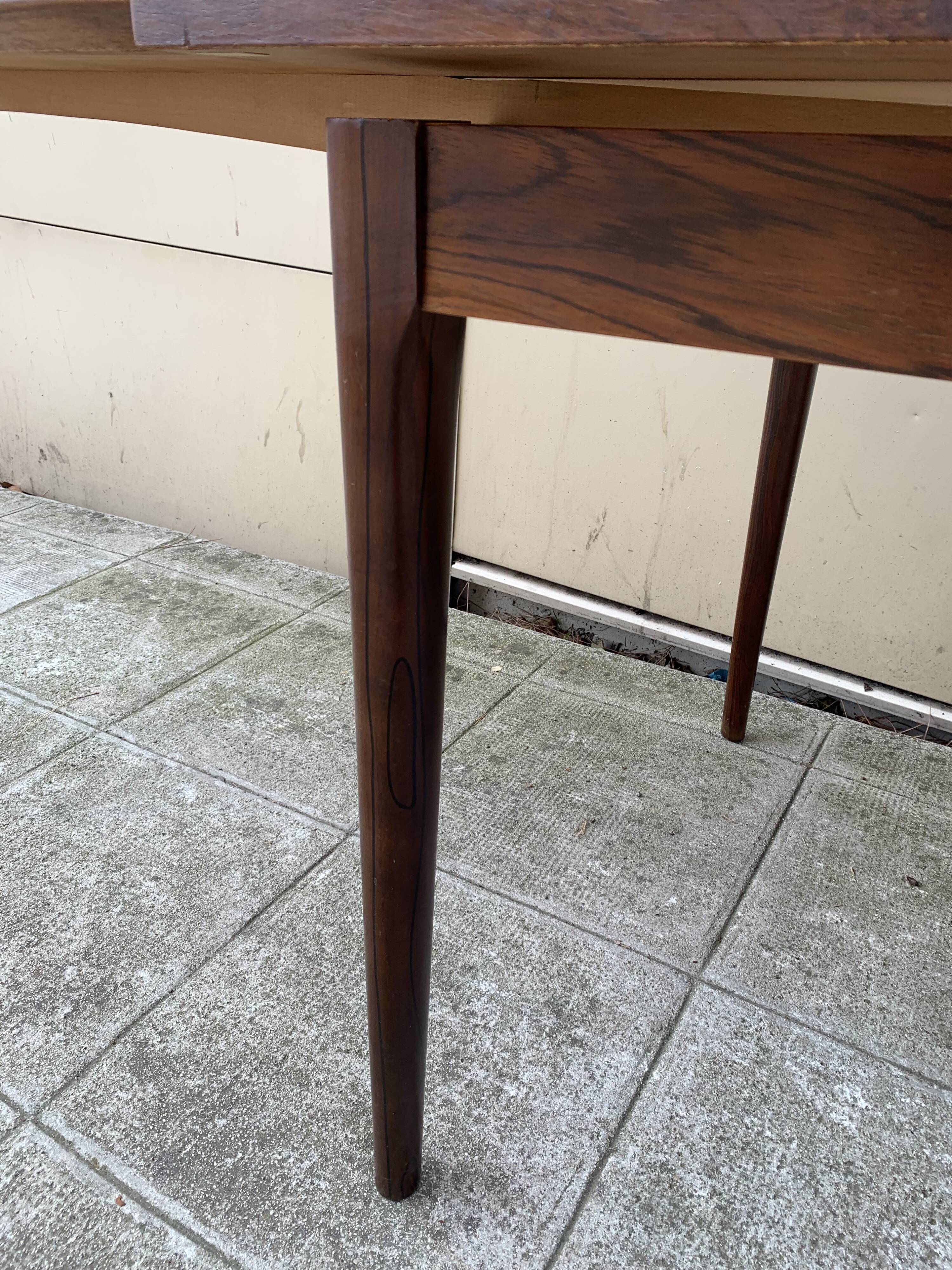 Scandinavian table with teak extensions house Lübke 1960