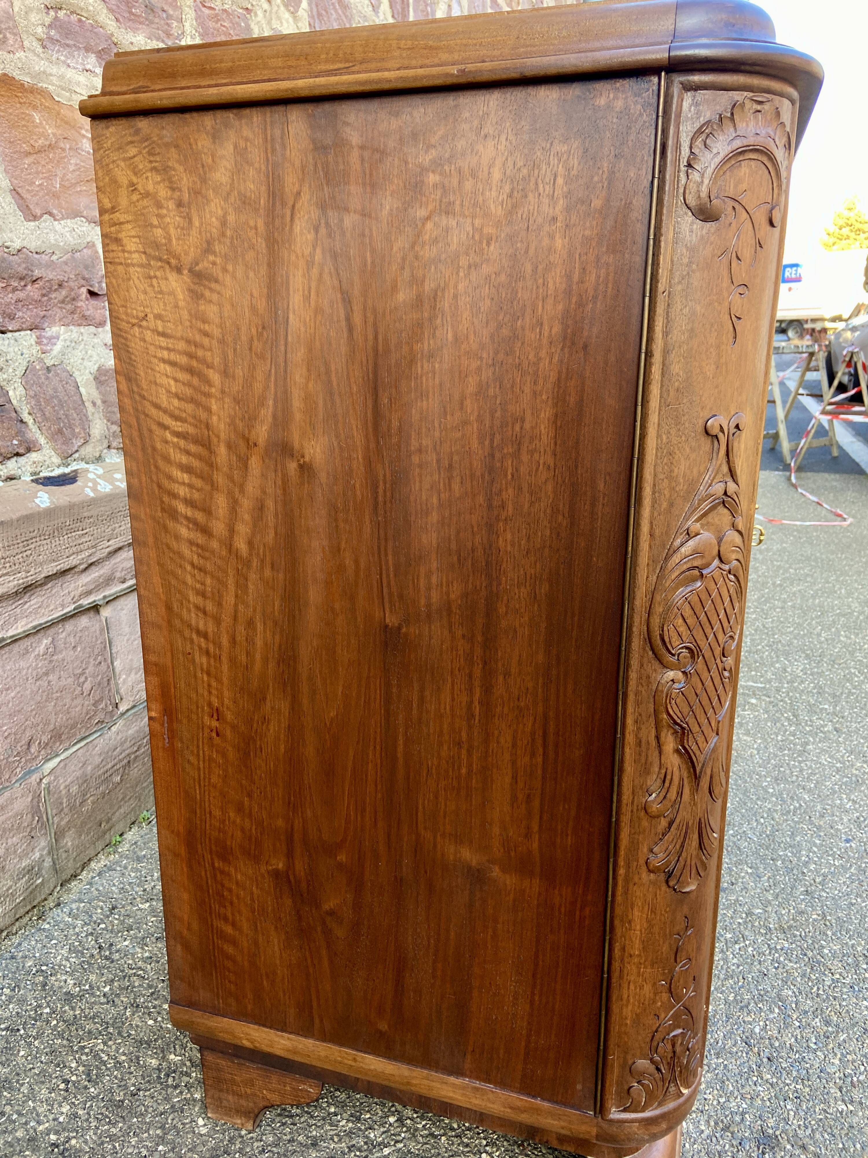 Buffet Art Deco walnut 1950