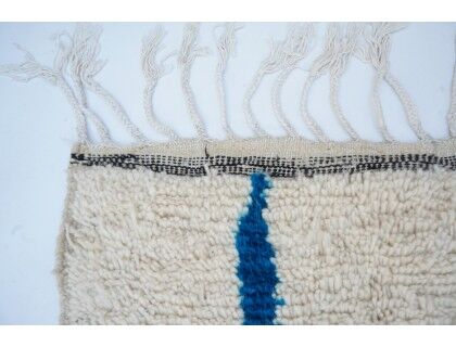 Colorful Berber carpet 207 x 128cm