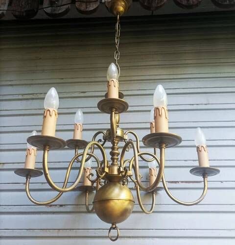 Important 9-light chandelier in Dutch style with 2 levels in brass - in working condition.