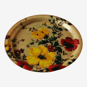 Round plastic top vintage flowers