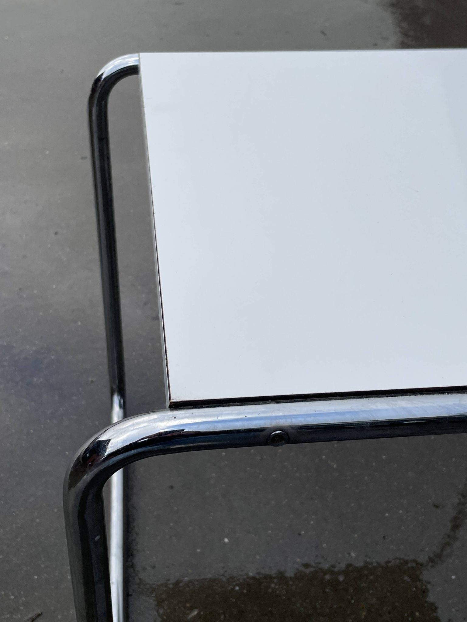 Table basse vintage Gavina "Laccio", design Marcel Breuer 1970