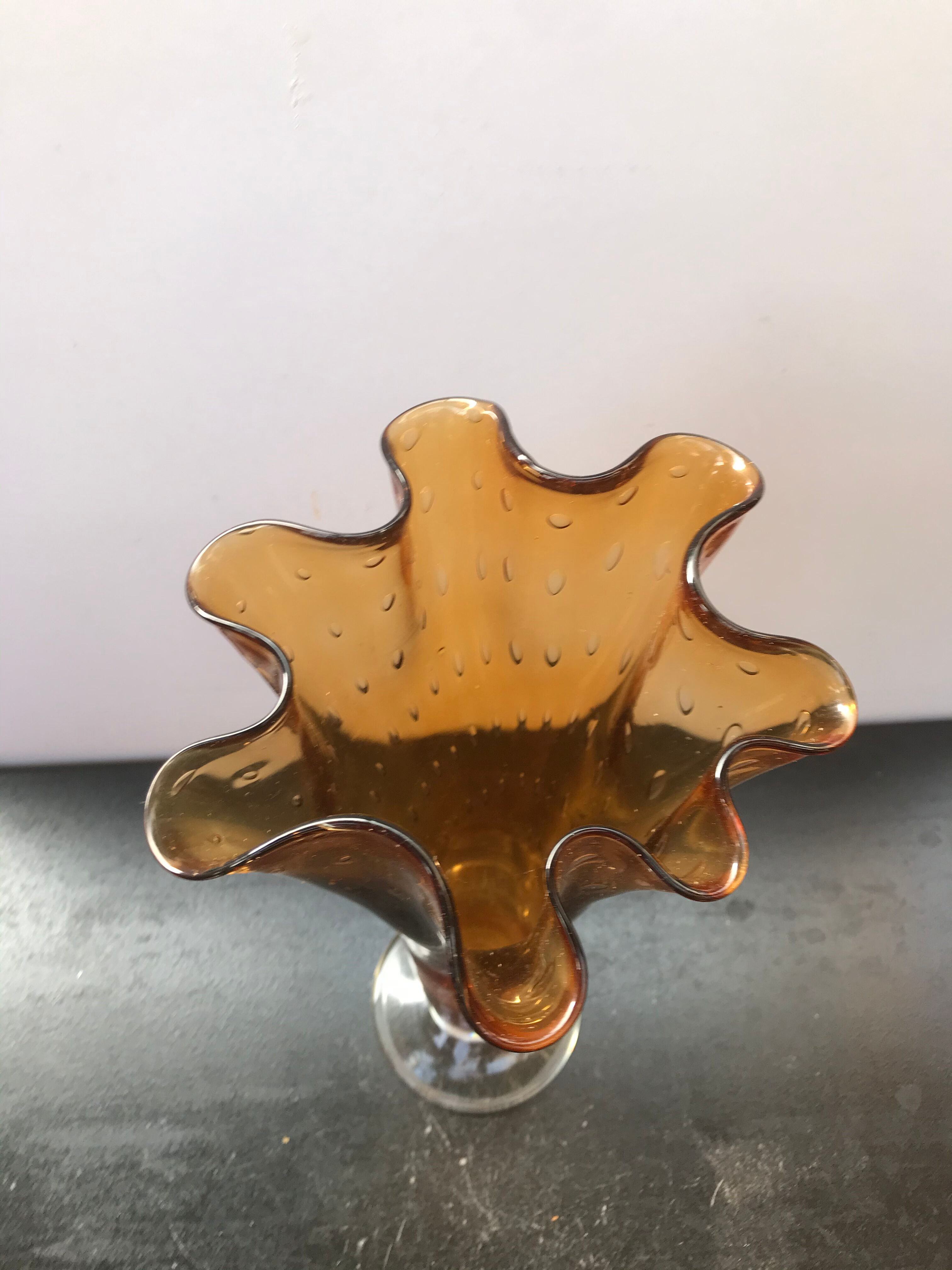 Former orange bullé glass vase col corolle - vintage transparent foot