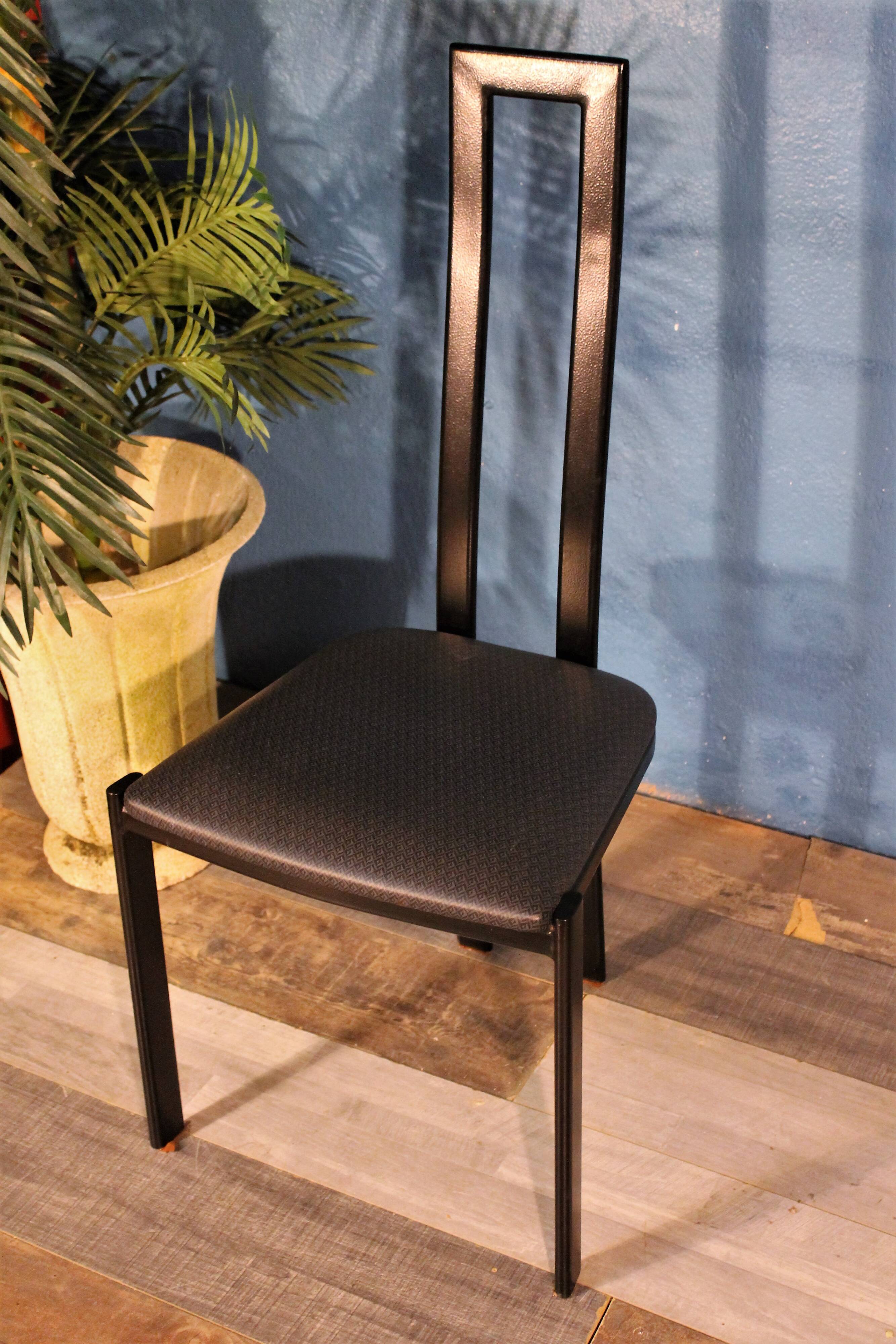 Memphis chairs Italy 1980s