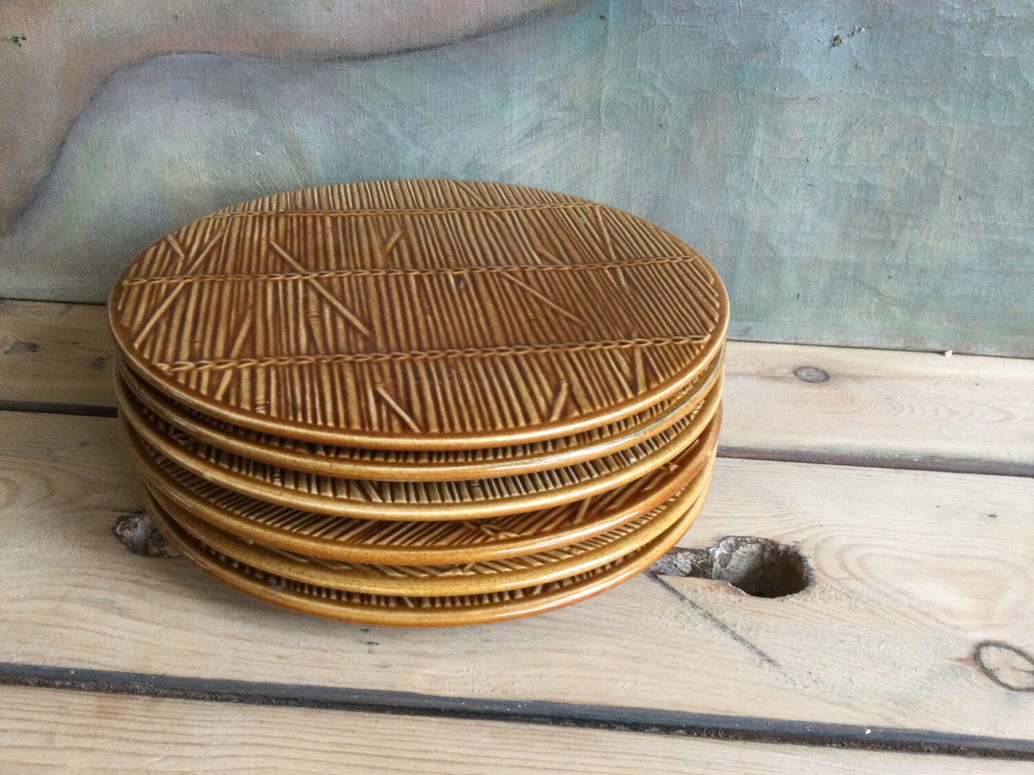 6 dessert plates or Gien cheese straw pattern