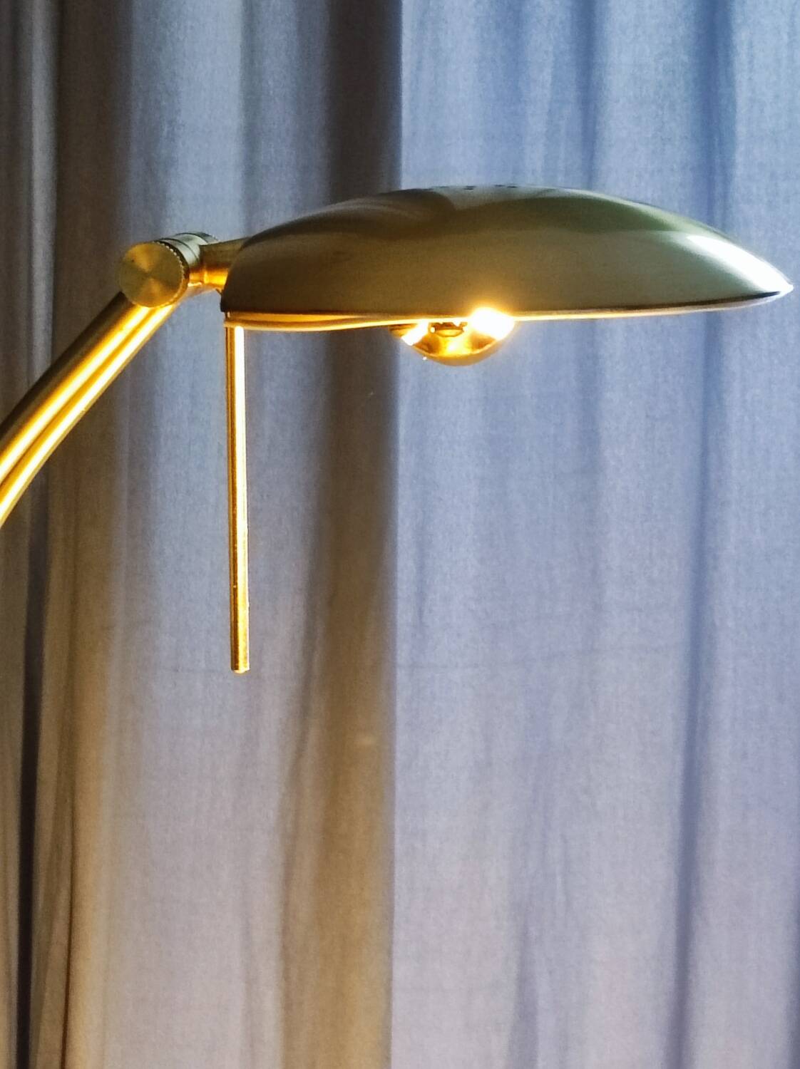 Lampe soucoupe