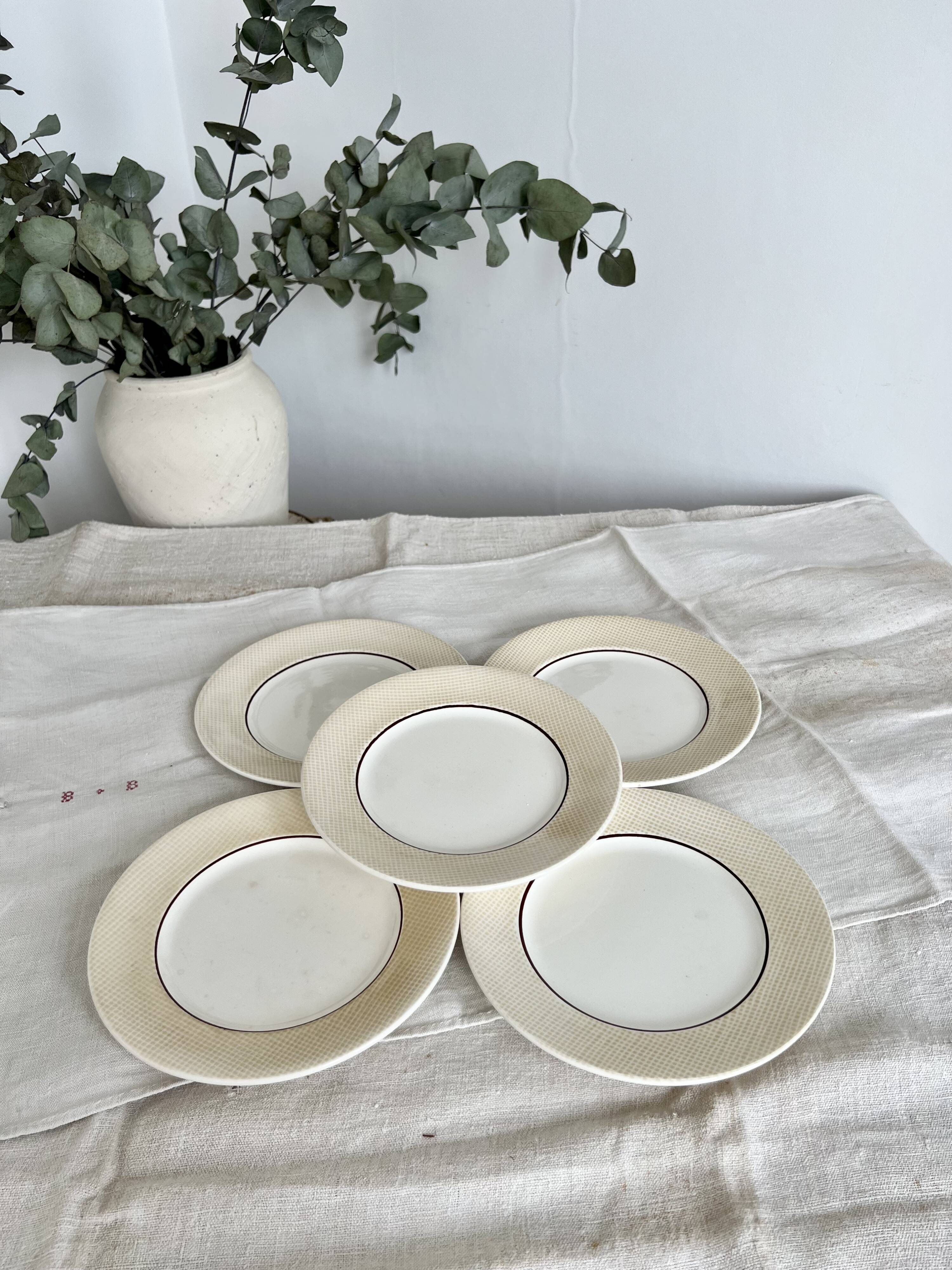 5 vintage earthenware dessert plates stamped Salins - Marli beige and white gingham