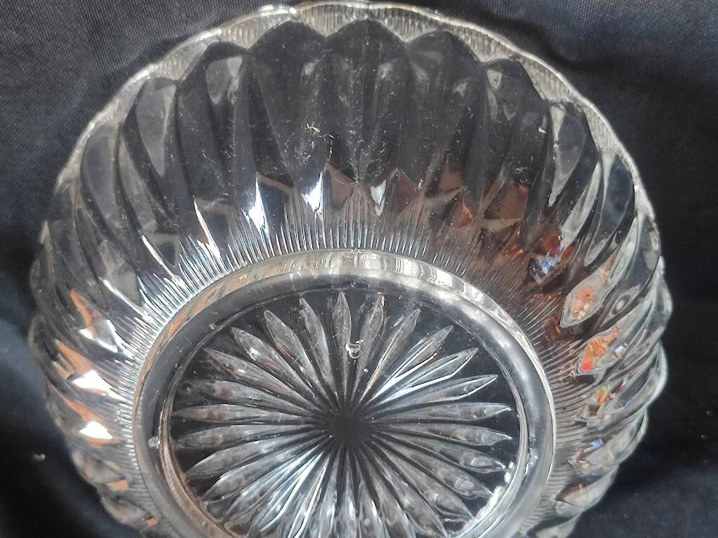 C neuf !1960/80 saladier / cristal taillé /coupe