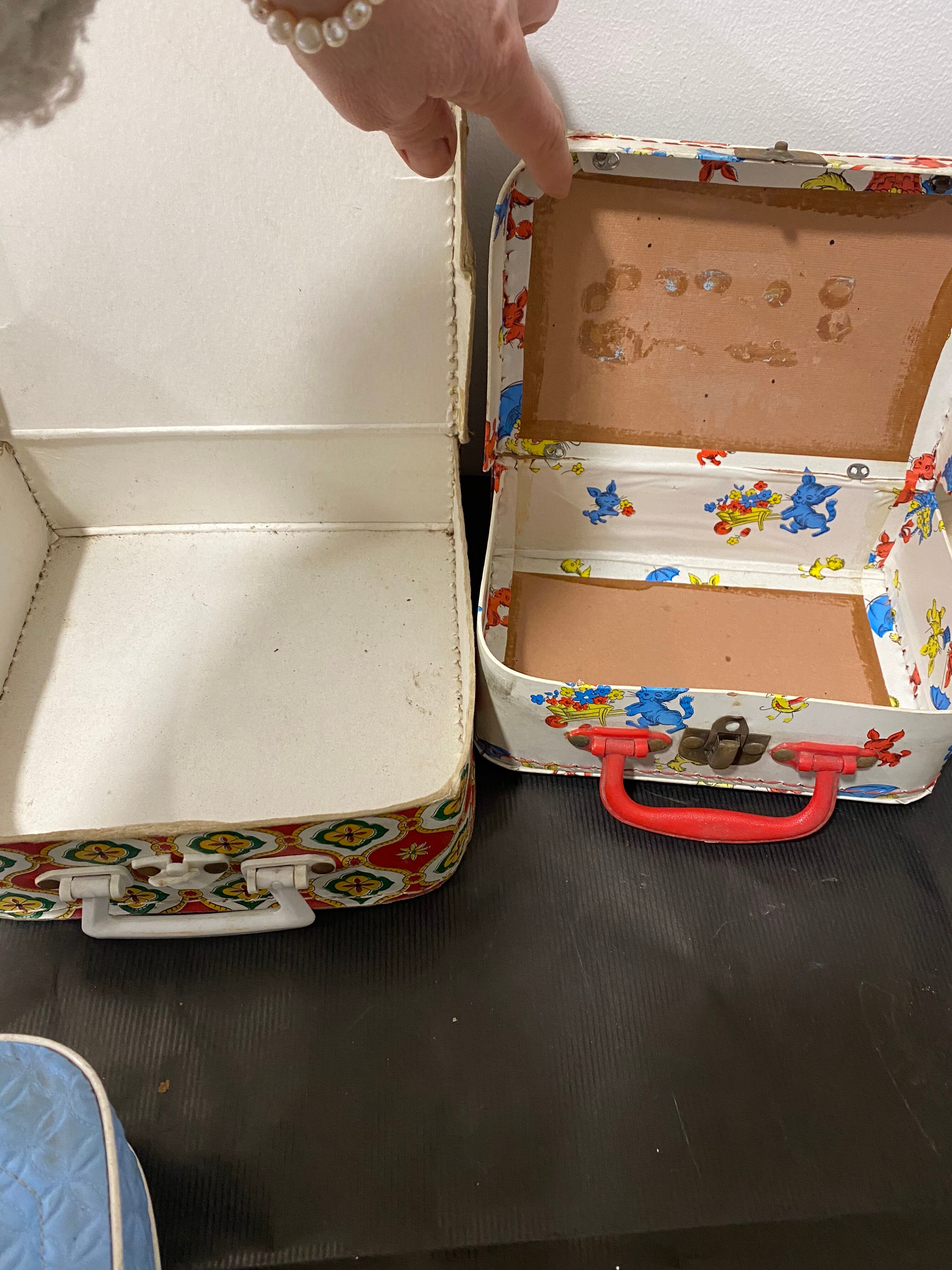 Child suitcase