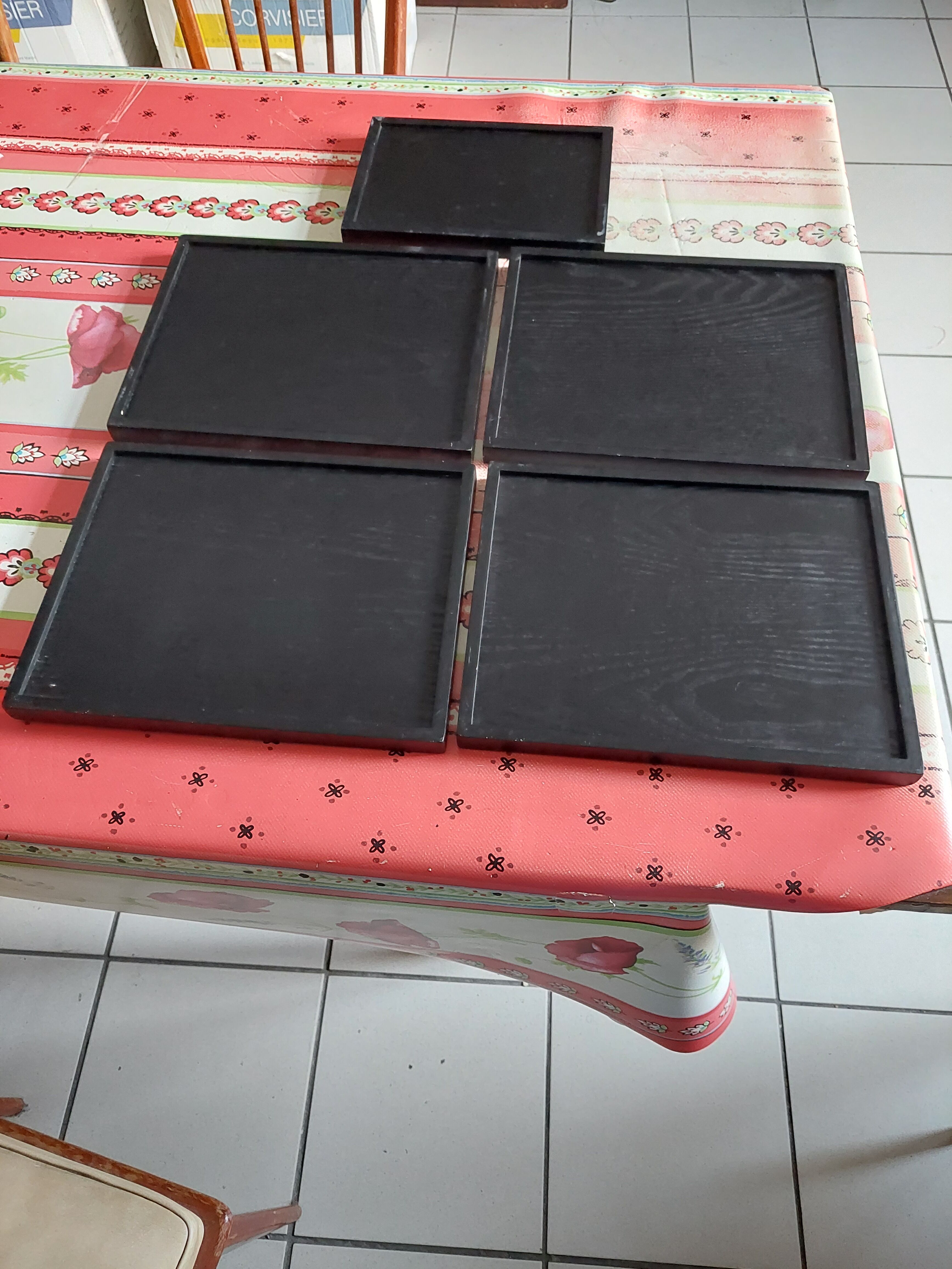 Set of 5 rectangular wooden serving trays