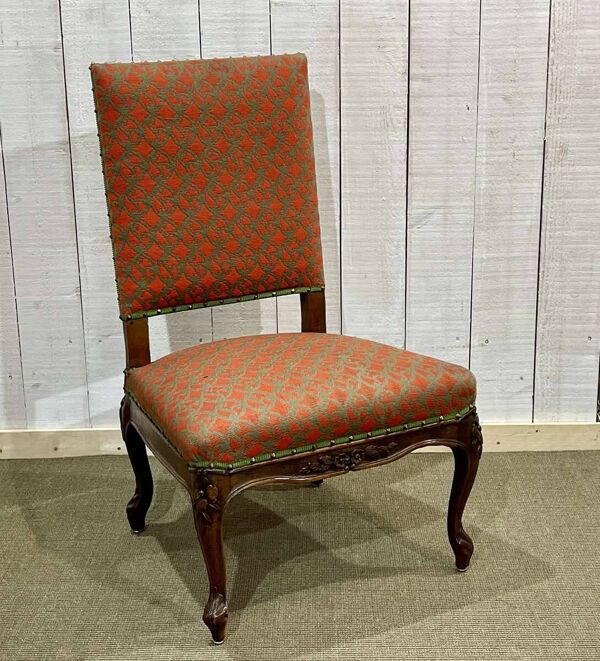Chaise de nourrice en noyer - début XXème