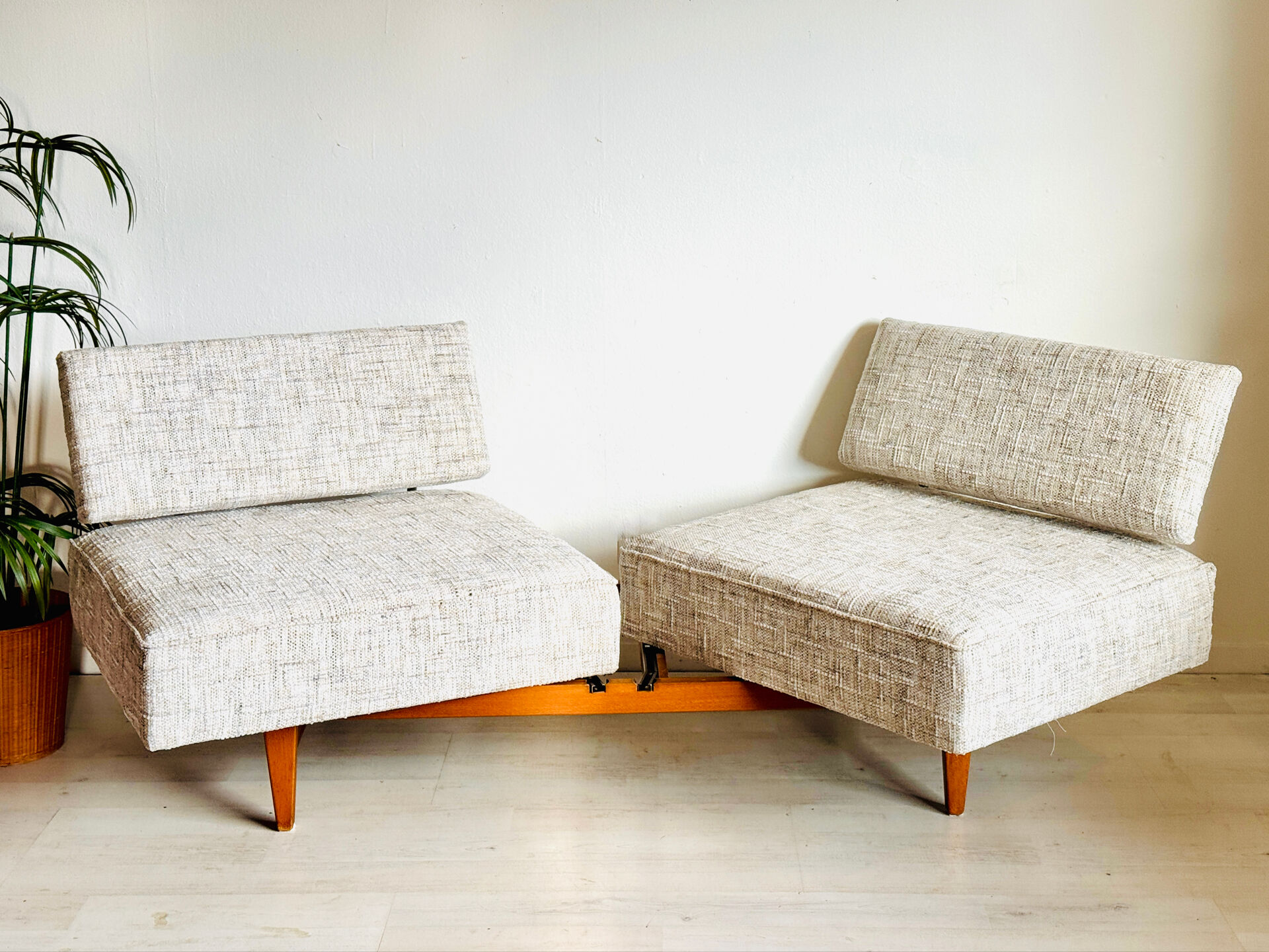 Vintage sofa daybed ‘Stella’ Wilhem Knoll