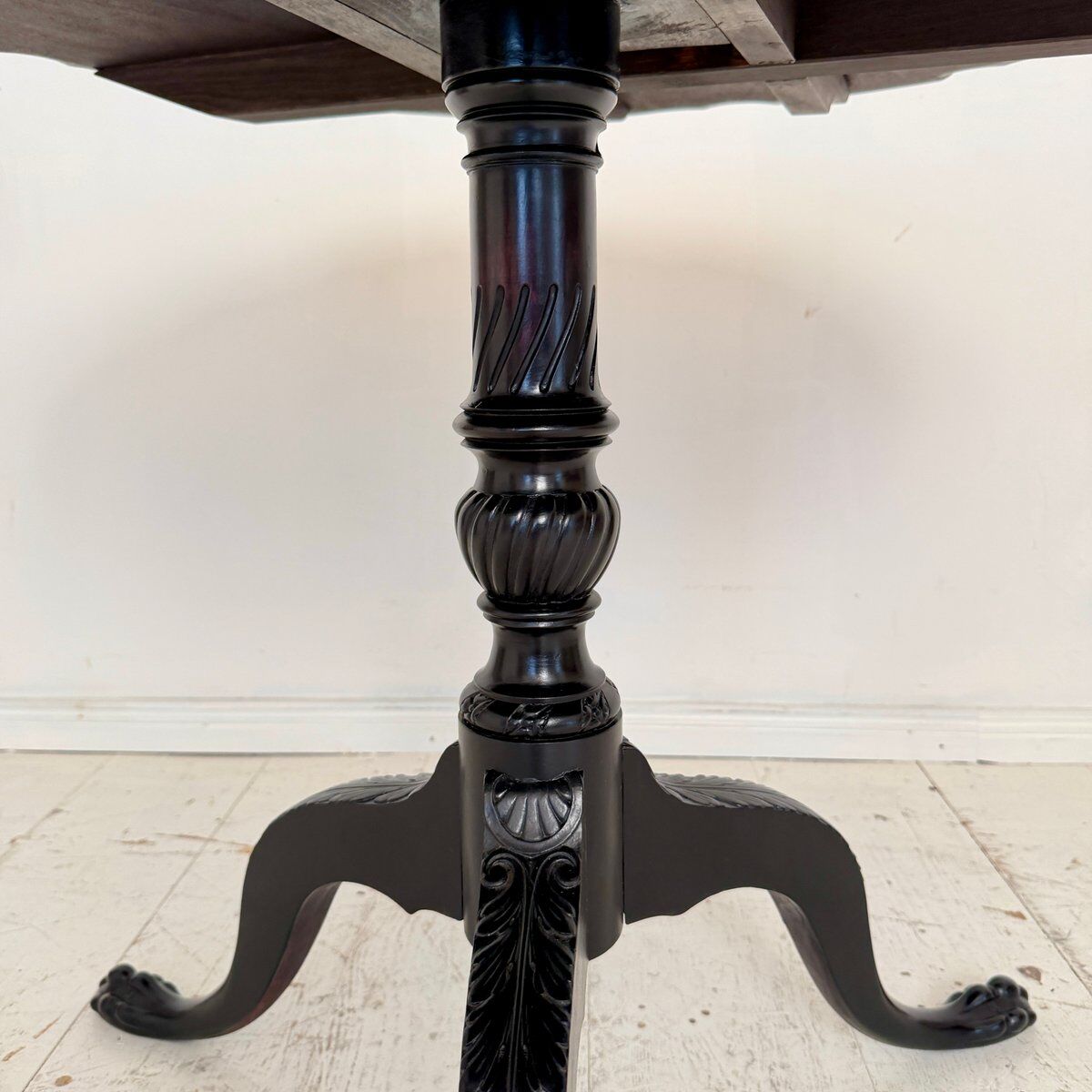 Carved vintage tripod side table, 1940s