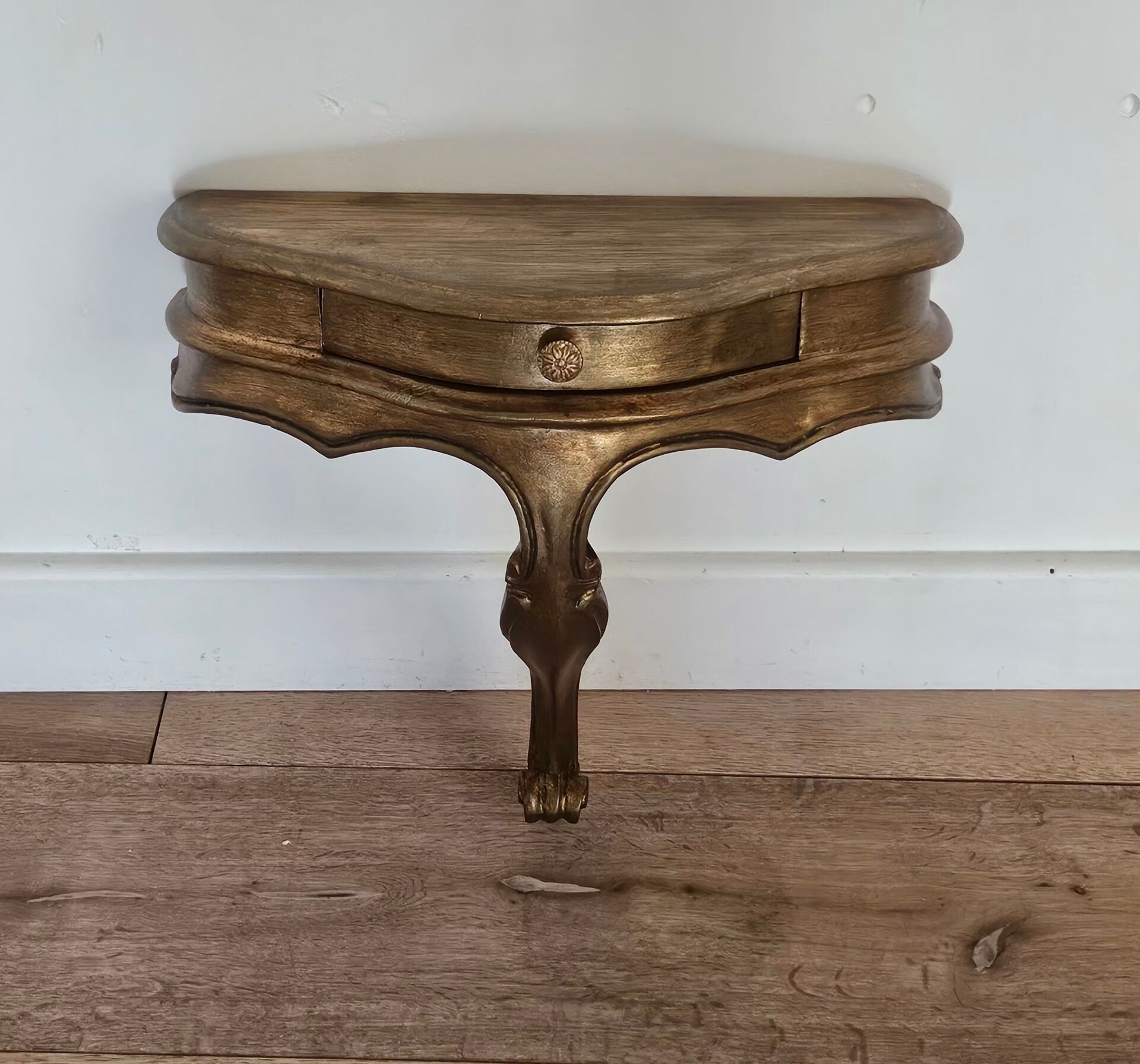 Console d'applique murale en bois doré sculpté Style Louis XV