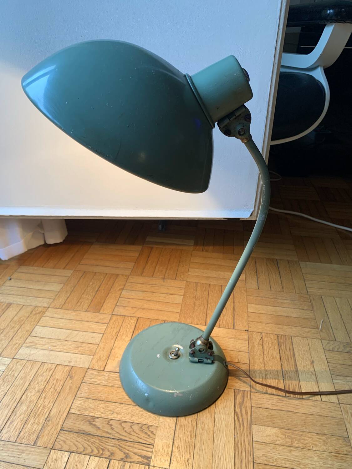 Table desk lamp