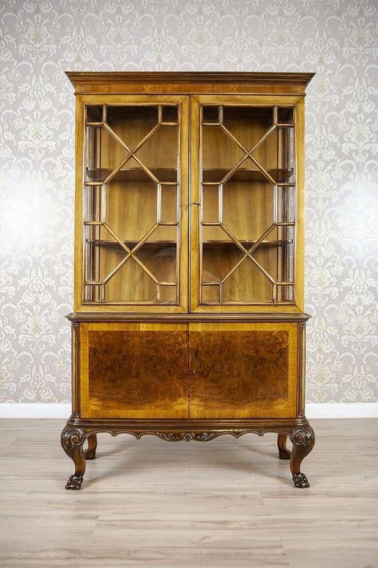 Vitrine en bois et placage d'acajou Chippendale, années 1930