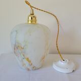 Marbled opaline suspension