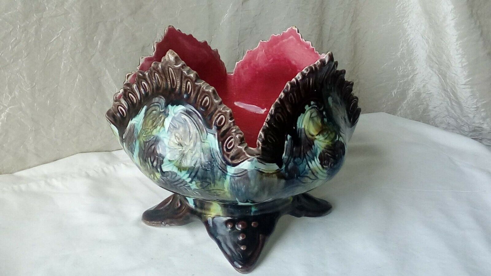 POT COVER IN SLURRY ART NOUVEAU ERA