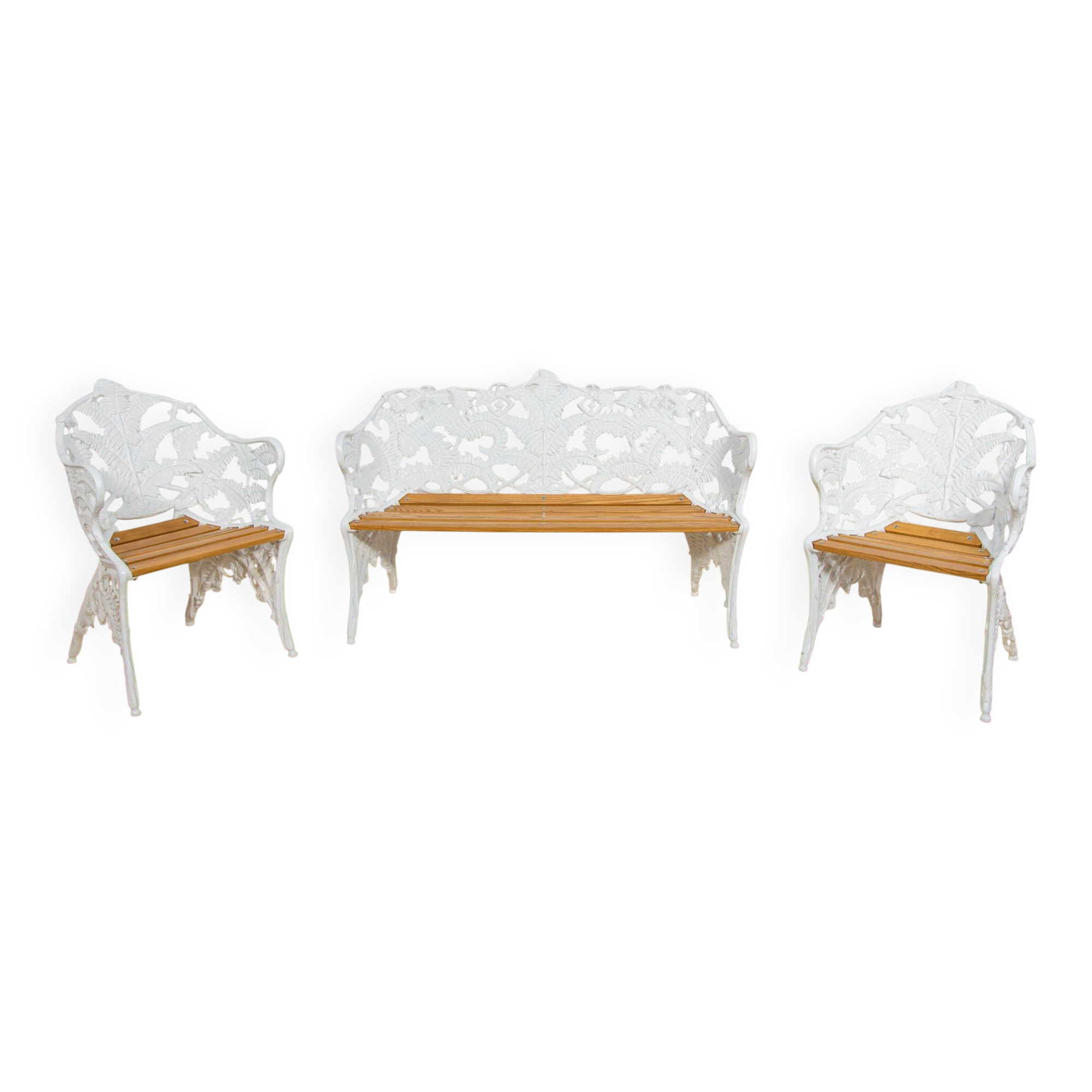 Victorian Style Coalbrookdale Garden Set – Bench and Two Armchairs, United Kingdom, 1950s, Set of 3