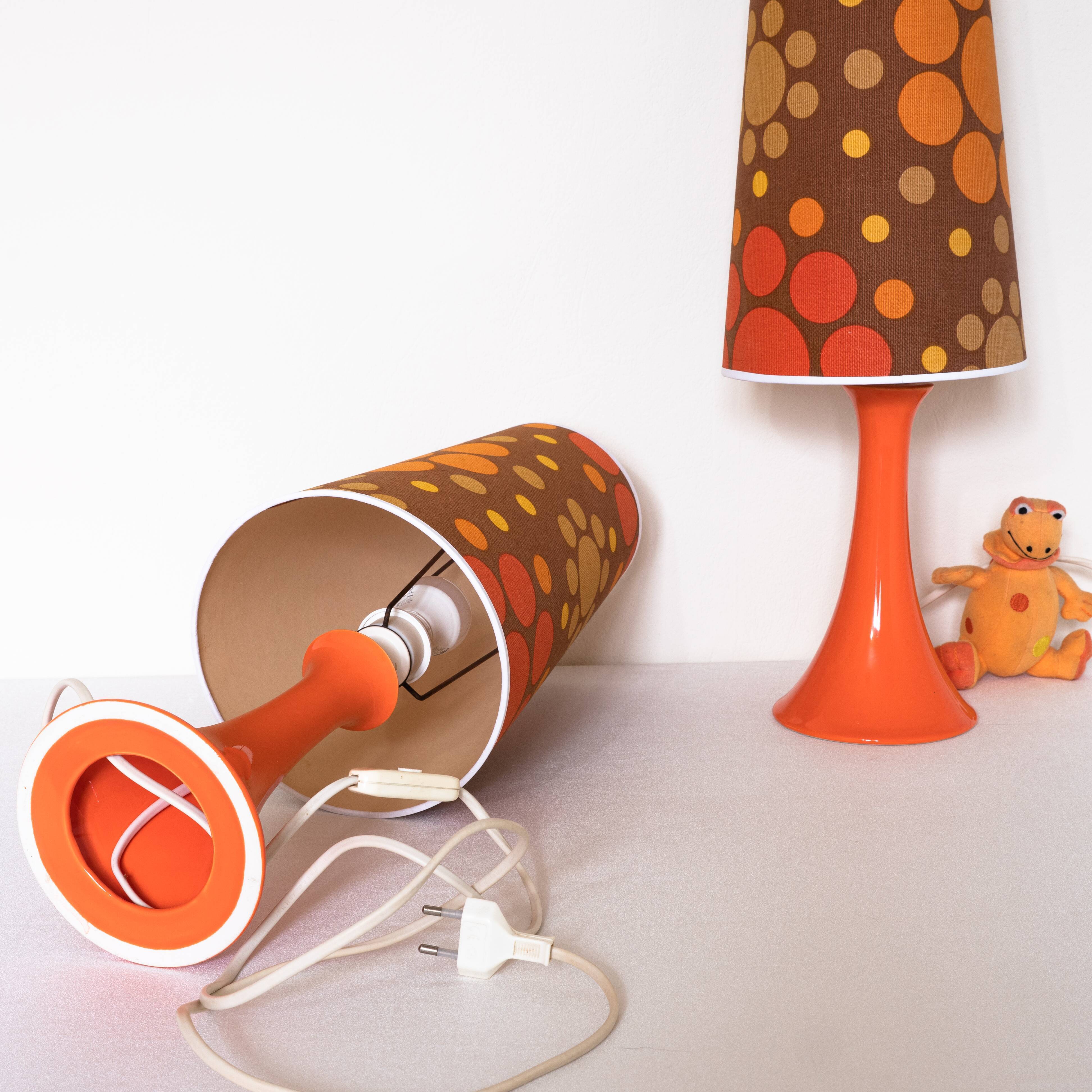 Pair of lamps with pop lampshade from the 70s