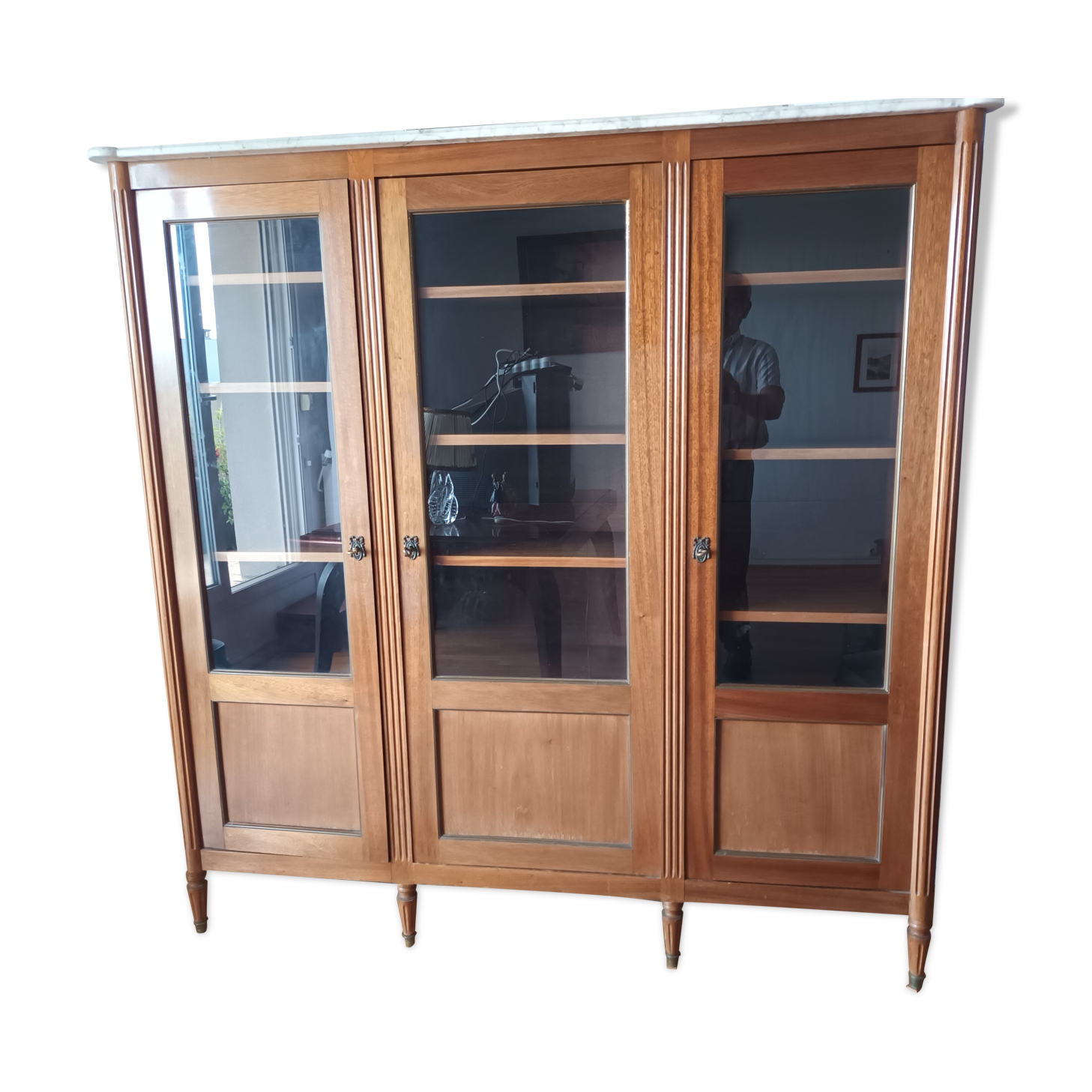 Louis XVI showcase cabinet 3 doors