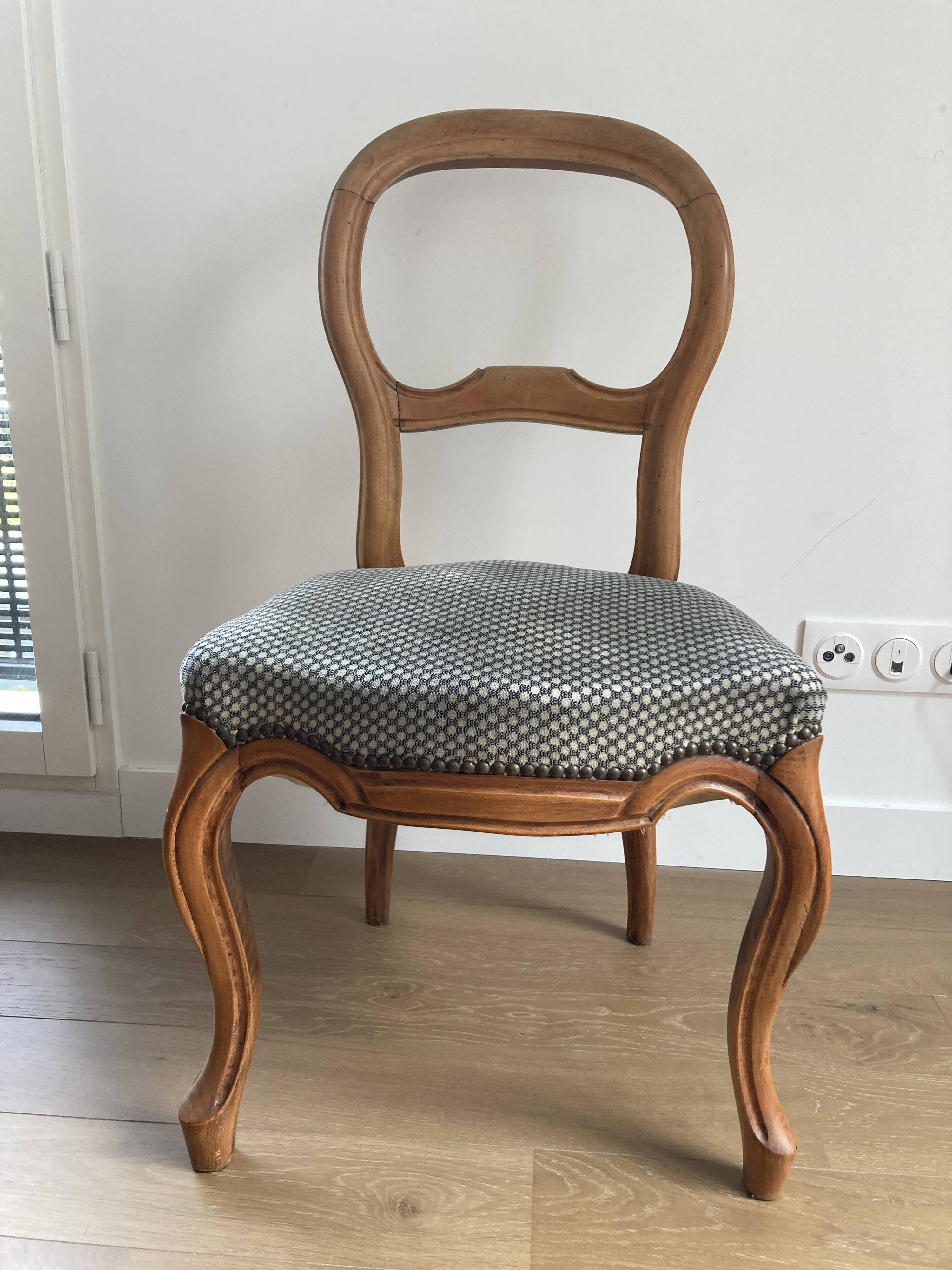 Set of 4 Louis-Philippe style chairs