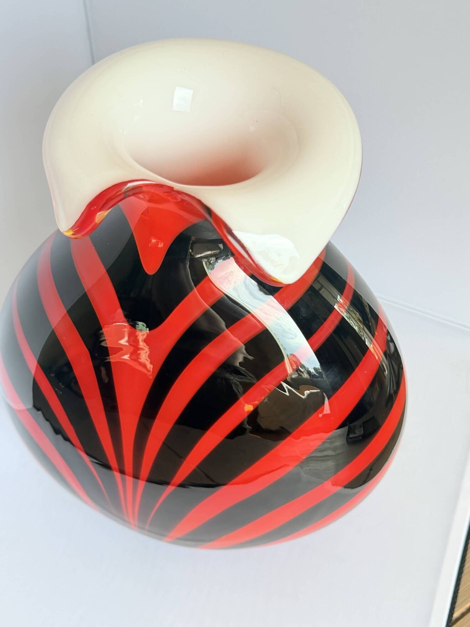 Opaline di Firenze, Murano style Midcentury Modern Vase, 1969, Italy