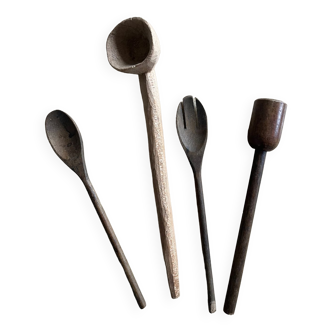 Wooden cutlery set