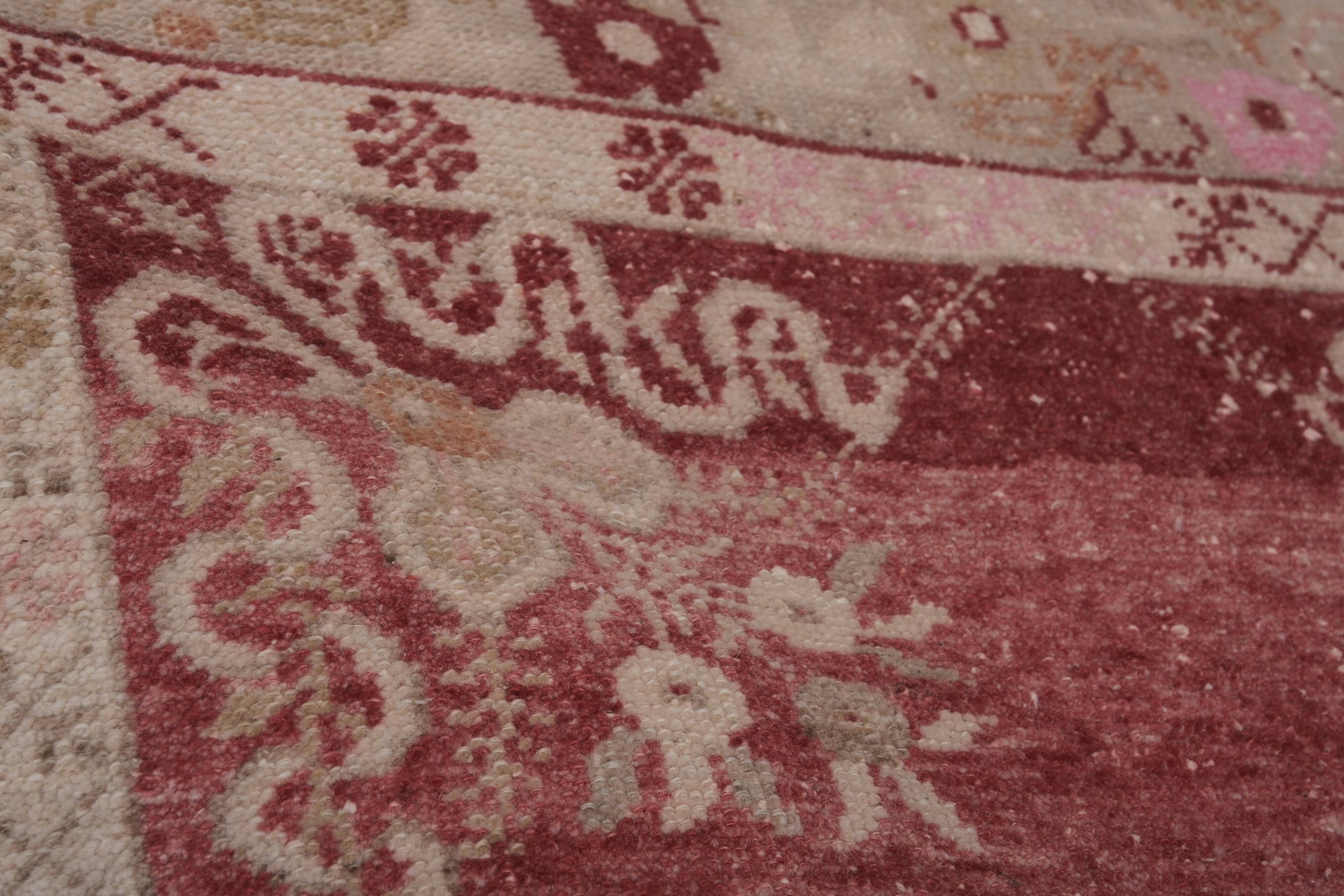 Vintage Turkish Oushak Rug Handwoven 113x207 cm