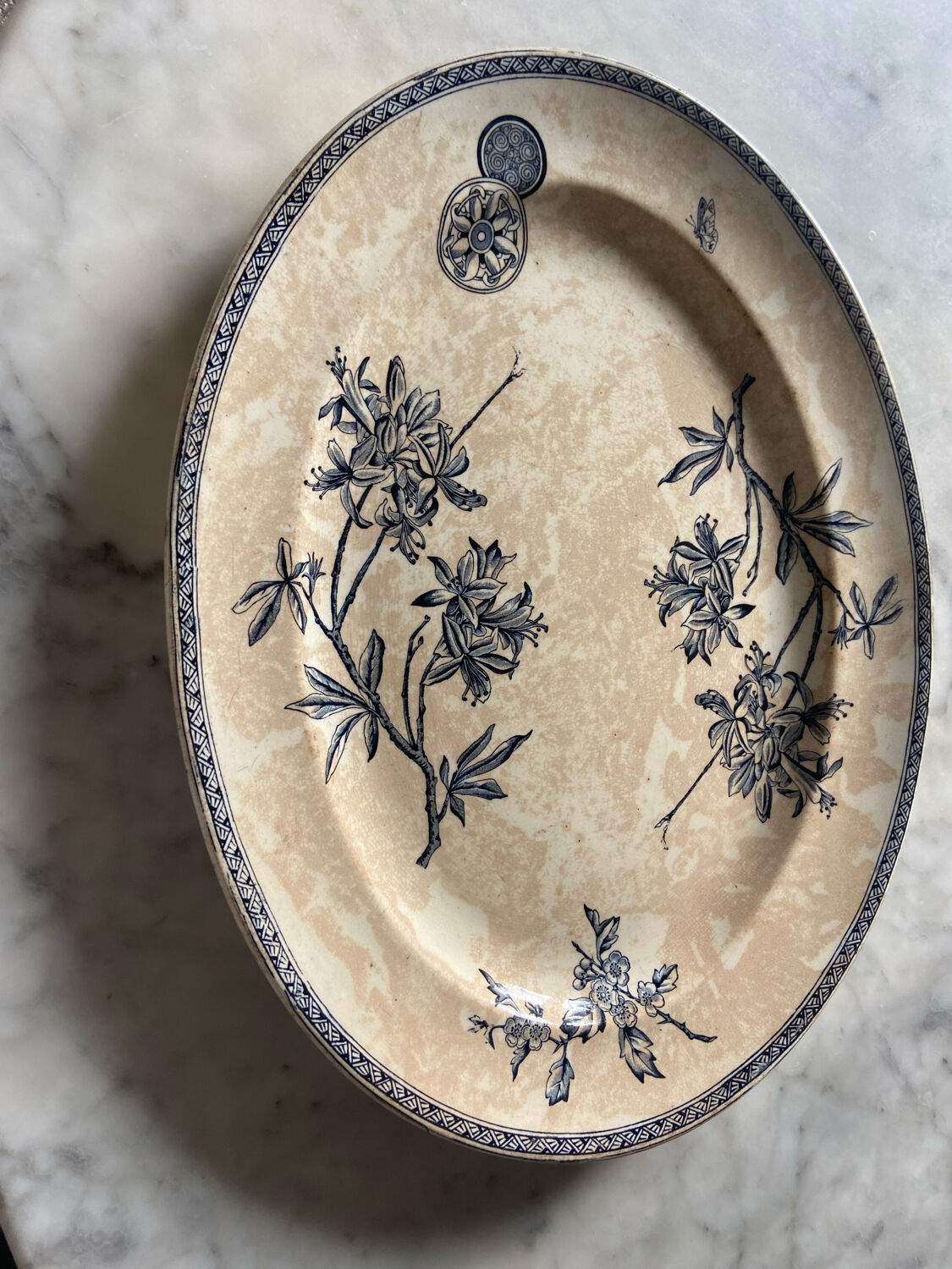 Tray ancient iron earth