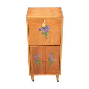 Secrétaire à fleurs