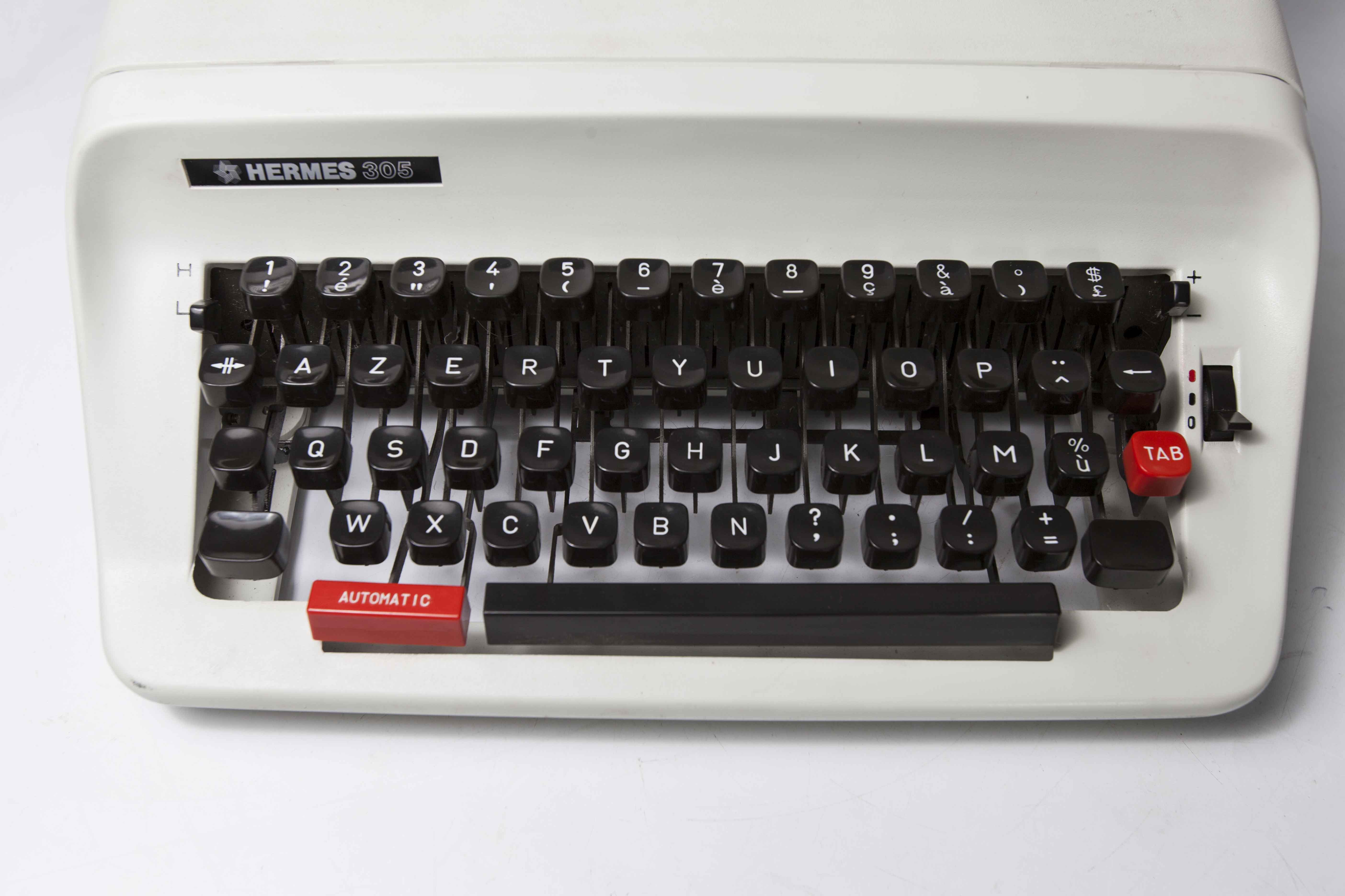 Machine à écrire Hermès 305 révisée