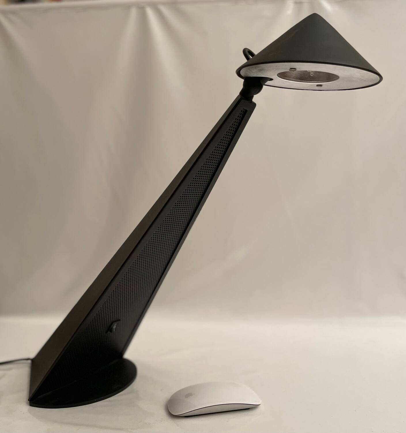 Toucan desk lamp, Patrice Bonneau for Genexco