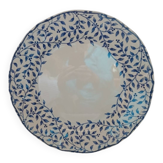 Round platter in antique style