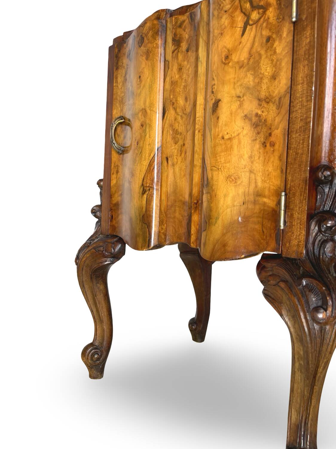 Italian nightstands from the 1930s