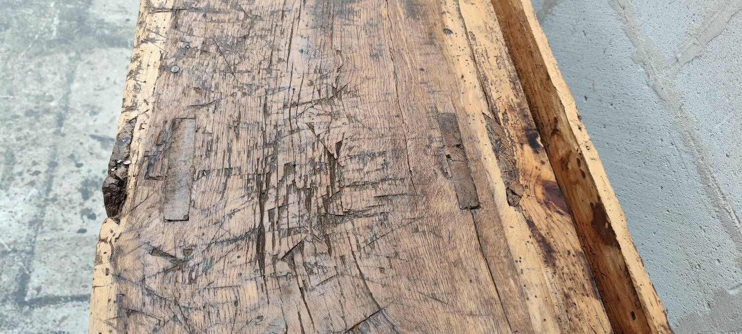 Old oak workbench cabinet with 1 door and 4 drawers